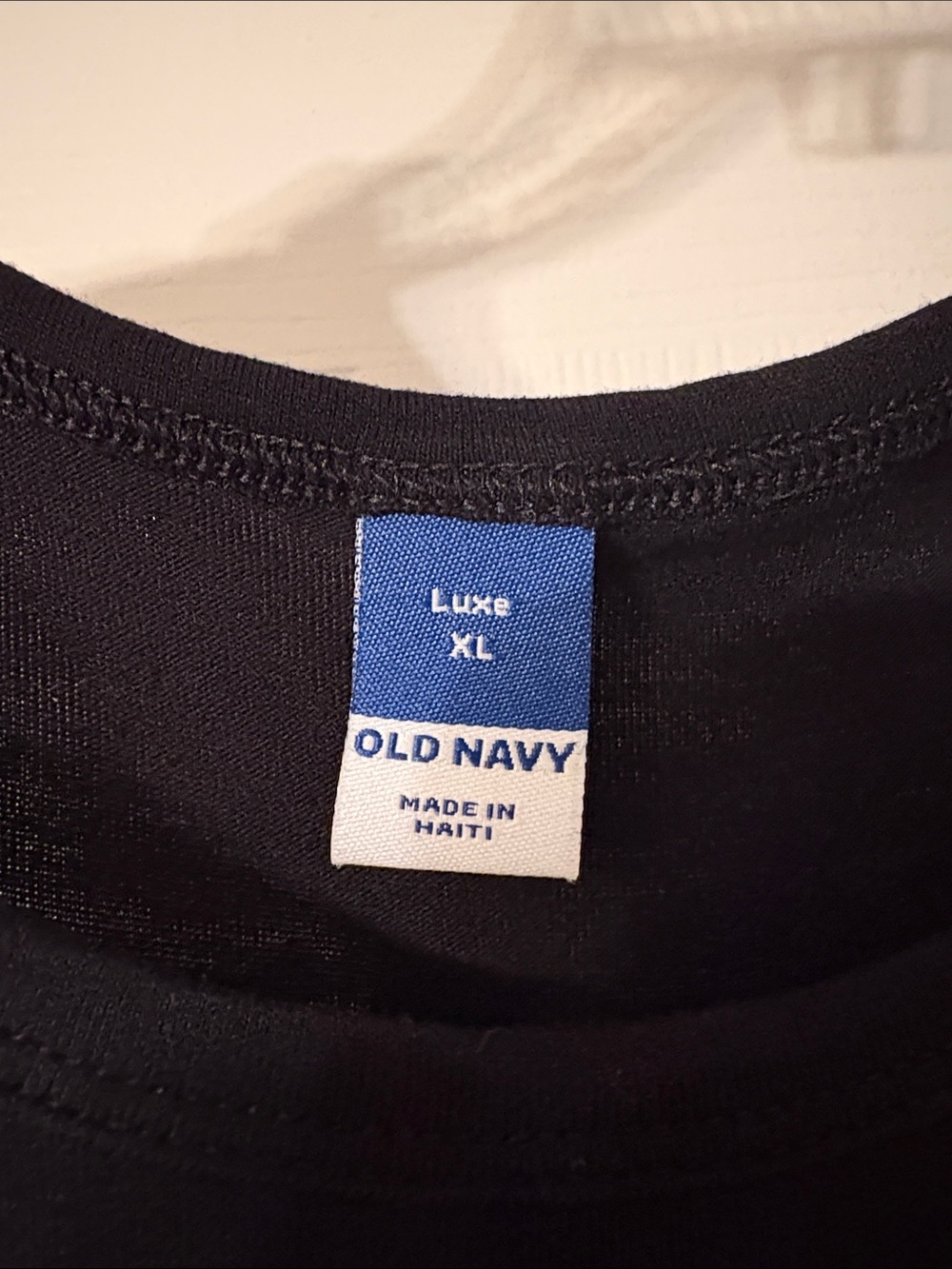 Old Navy Black Scoop Neck Women's Tank Top - Picture 2 of 2